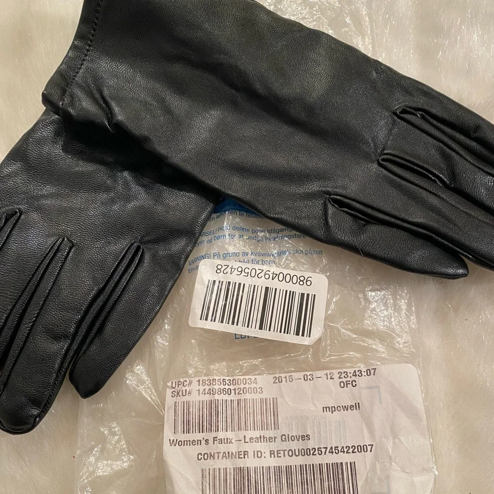Ladies Black Gloves